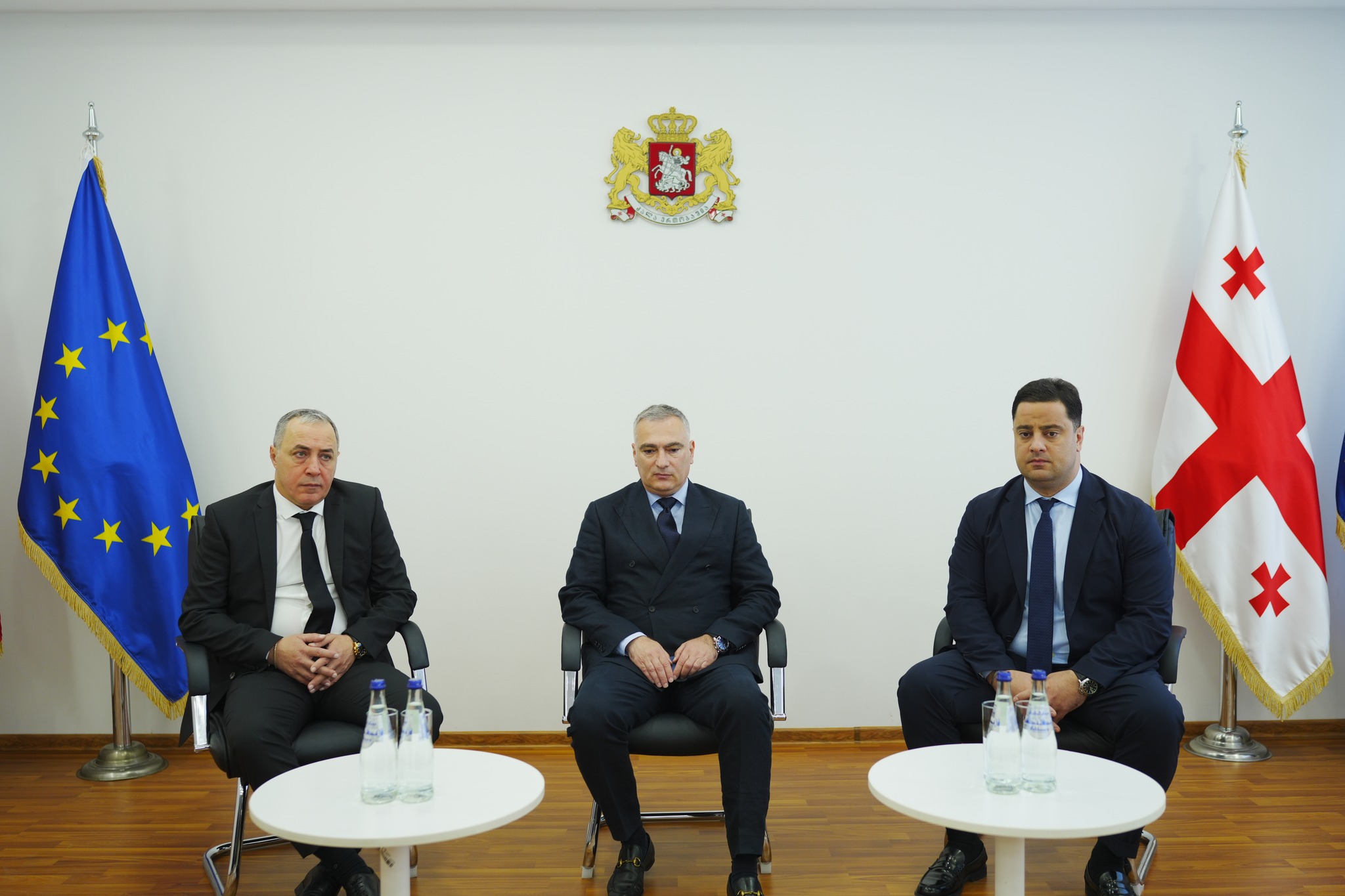 იუსტიციის სამინისტროს სსიპ დანაშაულის პრევენციის, არასაპატიმრო სასჯელთა აღსრულებისა და პრობაციის ეროვნული სააგენტოს უფროსად ნიკა ცხვარაშვილი დაინიშნა.